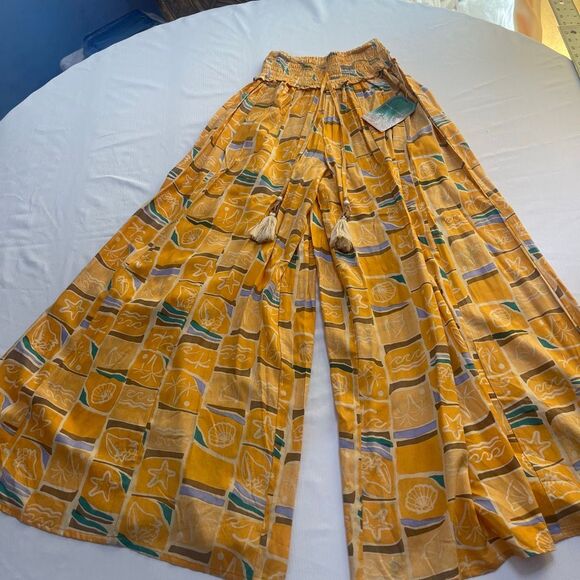 NWT True Destinations Resort Wear Yellow Tropical Wide Leg Palazzo Pants Size XS - Picture 1 of 9